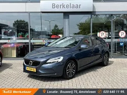 Blauw Gebruikt 2020 Volvo V40 Stationwagen | € 17.945 (Eerlijke prijs)