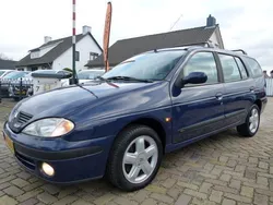 Blauw Gebruikt 2001 Renault Mégane GrandTour Stationwagen | € 750