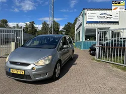 Grijs Gebruikt 2007 Ford S-MAX S MPV | € 1.695 (Goede deal)