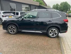 Zwart Gebruikt 2022 Subaru Forester Platinum SUV | € 48.700