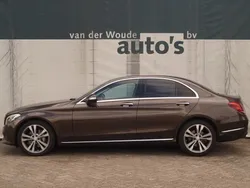 Bruin Gebruikt 2015 Mercedes C250 Prestige Sedan | € 16.900 (Goede deal)