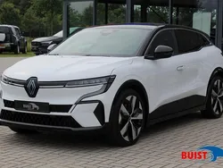 Wit Gebruikt 2023 Renault Mégane Iconic Hatchback | € 27.750 (Eerlijke prijs)