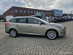 Grijs Gebruikt 2015 Ford Focus Titanium Stationwagen | € 10.950 (Super prijs)