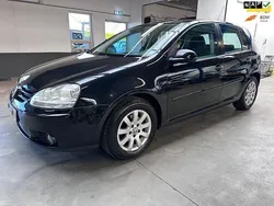 Zwart Gebruikt 2007 VW Golf V Hatchback | € 2.499 (Eerlijke prijs)