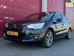Blauw, metallic lak Gebruikt 2012 Citroën DS4 Sport Chic Hatchback | € 9.995 (Eerlijke prijs)