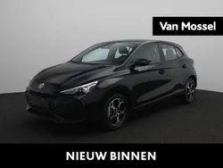 Zwart Nieuw 2025 MG MG3 Luxury Hatchback | € 26.679 (Iets duurder)