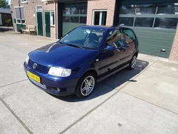 Blauw Gebruikt 2001 VW Polo Trendline Hatchback | € 1.250 (Eerlijke prijs)