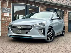 Grijs Gebruikt 2018 Hyundai Ioniq Premium Sedan | € 16.950 (Eerlijke prijs)