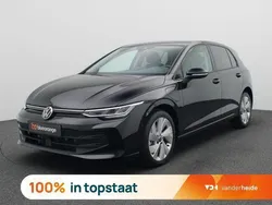 Zwart Nieuw 2025 VW Golf VIII Edition Hatchback | € 37.900 (Eerlijke prijs)