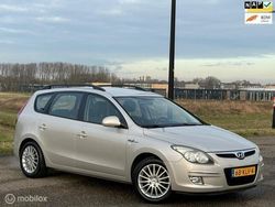 Grijs Gebruikt 2010 Hyundai i30 Dynamiq Stationwagen | € 2.950 (Eerlijke prijs)