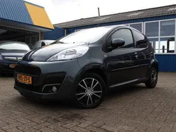 Grijs Gebruikt 2013 Peugeot 107 Active Hatchback | € 5.888 (Eerlijke prijs)