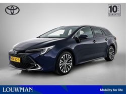 Blauw Gebruikt 2025 Toyota Corolla Hybrid Stationwagen | € 33.950 (Eerlijke prijs)