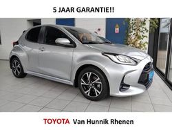 Zilver Gebruikt 2024 Toyota Yaris Hybrid Style Hatchback | € 24.950 (Eerlijke prijs)