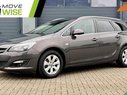 Grijs Gebruikt 2016 Opel Astra Edition Stationwagen | € 6.945 (Goede deal)