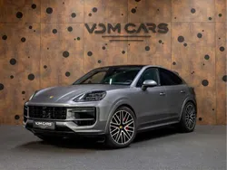 Grijs, metallic lak Gebruikt 2024 Porsche Cayenne SUV | € 136.900