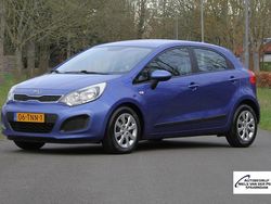 Blauw Gebruikt 2012 Kia Rio Comfort Hatchback | € 5.450 (Eerlijke prijs)