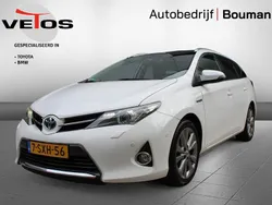 Wit Gebruikt 2014 Toyota Auris Stationwagen | € 11.950 (Eerlijke prijs)