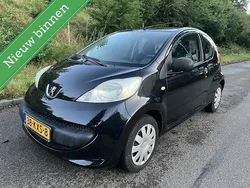 Zwart Gebruikt 2008 Peugeot 107 Hatchback | € 1.795 (Goede deal)