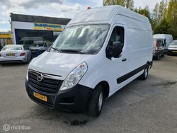 Wit Gebruikt 2015 Opel Movano Van | € 10.750 (Eerlijke prijs)