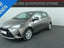 Grijs Gebruikt 2018 Toyota Yaris Hatchback | € 15.950 (Eerlijke prijs)