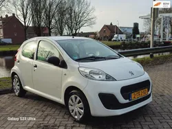 Wit Gebruikt 2014 Peugeot 107 Access Hatchback | € 4.499 (Eerlijke prijs)