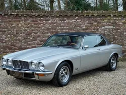 Grijs Gebruikt 1976 Jaguar XJ12 Sedan | € 46.750