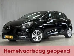 Zwart Gebruikt 2018 Renault Clio IV Intens Hatchback | € 8.995 (Goede deal)