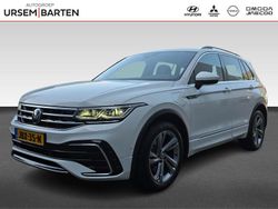 Wit, metallic lak Gebruikt 2022 VW Tiguan Business+ SUV | € 33.930 (Eerlijke prijs)