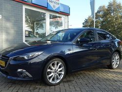 Blauw Gebruikt 2016 Mazda 3 Sedan | € 10.545 (Goede deal)