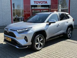 Grijs Gebruikt 2023 Toyota RAV4 Style SUV | € 46.900 (Eerlijke prijs)