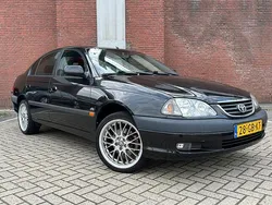 Zwart Gebruikt 2000 Toyota Avensis Sol Sedan | € 2.395