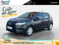 Zwart Gebruikt 2023 Dacia Sandero Comfort Hatchback | € 16.445 (Eerlijke prijs)