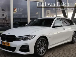 Wit Gebruikt 2021 BMW 330e M Sport Stationwagen | € 31.440 (Super prijs)