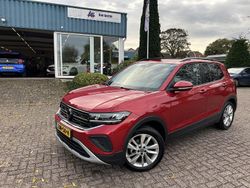 Rood Gebruikt 2024 VW T-Cross Edition SUV | € 26.495 (Iets duurder)