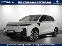 Zilver Nieuw 2025 Leapmotor B10 SUV | € 33.752