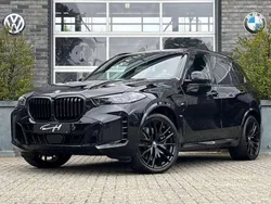 Zwart Gebruikt 2023 BMW X5 M Sport SUV | € 89.950 (Goede deal)