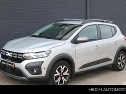 Grijs Gebruikt 2023 Dacia Sandero Stepway Hatchback | € 16.880 (Iets duurder)