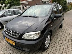 Zwart Gebruikt 2003 Opel Zafira Elegance MPV | € 1.750 (Eerlijke prijs)