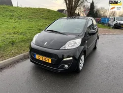 Zwart Gebruikt 2012 Peugeot 107 Envy Hatchback | € 3.949 (Eerlijke prijs)