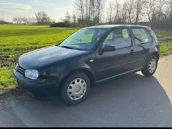 Zwart Gebruikt 2002 VW Golf IV Hatchback | € 950 (Goede deal)