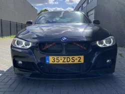 Zwart Gebruikt 2012 BMW 330 Sedan | € 10.000 (Super prijs)