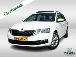 Wit Gebruikt 2020 Skoda Octavia Business Line Stationwagen | € 18.900 (Eerlijke prijs)