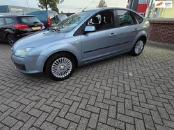 Blauw Gebruikt 2006 Ford Focus Trend Hatchback | € 1.499 (Goede deal)