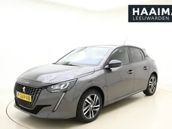 Grijs Gebruikt 2022 Peugeot 208 Allure Hatchback | € 21.945 (Eerlijke prijs)