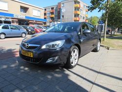 Grijs Gebruikt 2010 Opel Astra Edition Hatchback | € 3.950 (Eerlijke prijs)