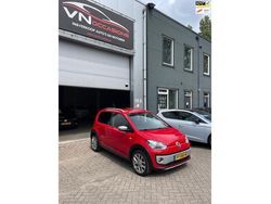 Rood Gebruikt 2014 VW cross up! Hatchback | € 5.950 (Eerlijke prijs)
