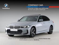 Grijs Gebruikt 2025 BMW 330e Comfort Edition Sedan | € 51.900 (Super prijs)