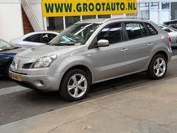 Grijs Gebruikt 2008 Renault Koleos Dynamique SUV | € 4.944 (Eerlijke prijs)