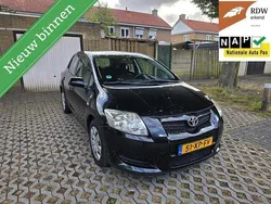 Zwart Gebruikt 2007 Toyota Auris Terra Hatchback | € 3.294 (Eerlijke prijs)