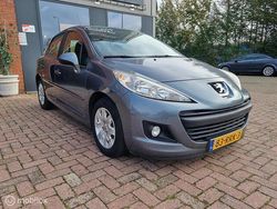 Grijs Gebruikt 2011 Peugeot 207 Access Hatchback | € 2.950 (Goede deal)